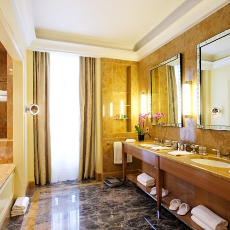 Presidential Suite - Bathroom